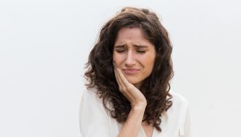 Handle a Dental Abscess or Infection in Atlanta Until You Reach the Dentist